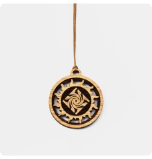 Оберег Гаруда в Солнечном круге из Дуба