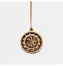 Оберег Волк Колядник в Солнечном круге из Дуба