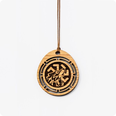 Оберег Волк Колядник из дерева Дуба