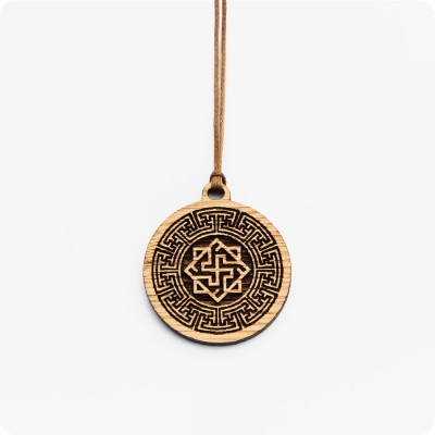 Оберег Валькирия из дерева