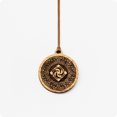 Оберег Знич из дерева