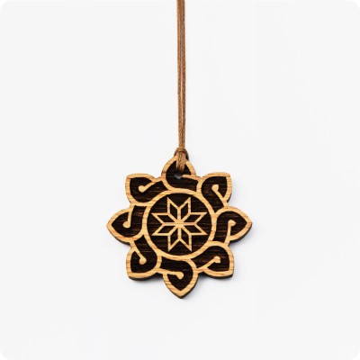 Оберег Алатырь из Дуба в солнце