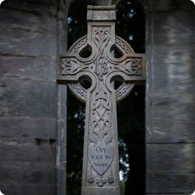 Равносторонний кельтский крест из серебра (ks-217)