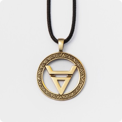 Оберег символ Велеса (Волоса) из латуни в круге