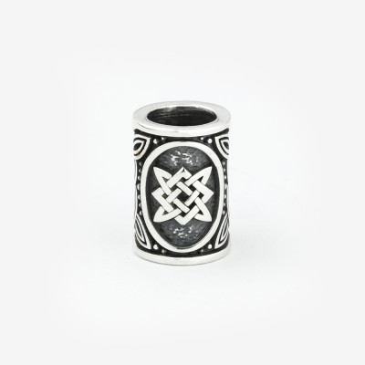 Шарм - богатырь из серебра с оберегом Звезда Руси (Квадрат Сварога)