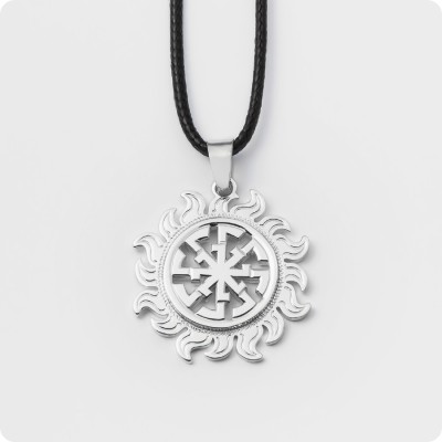 Оберег Свитовит (Свентовит) из серебра в Солнышке