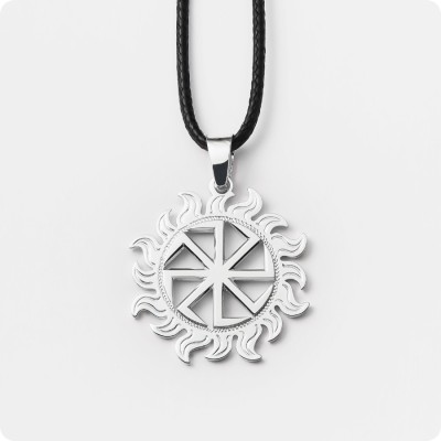 Оберег Коловрат из серебра в Солнышке (посолонь)