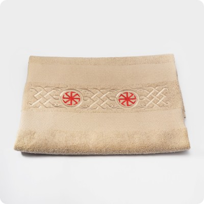Полотенце лицевое с вышитым оберегом Коловрат