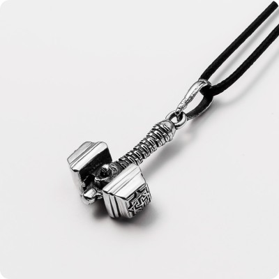 Молот с Оберегом Валькирия из серебра