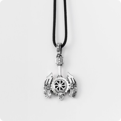 Секира с Коловратом из серебра
