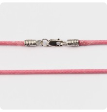 Розовый шнур из ткани с серебряным замком